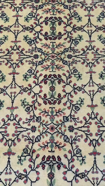 7x5 ft Vintage 1990s Qaisery Wool Rug, Hand Knotted Oriental Carpet, Geometric Anatolian Area Rug