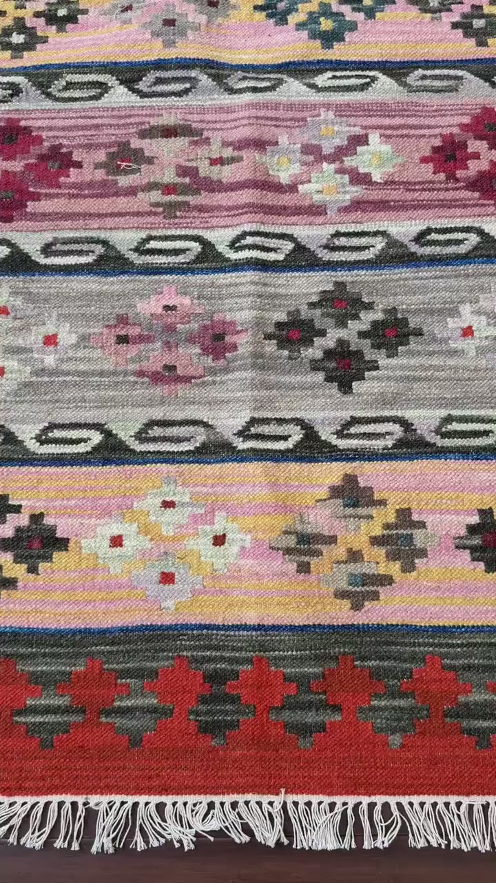 4x6 ft Scandinavian Kilim Rug: Handmade Wool Flat Weave