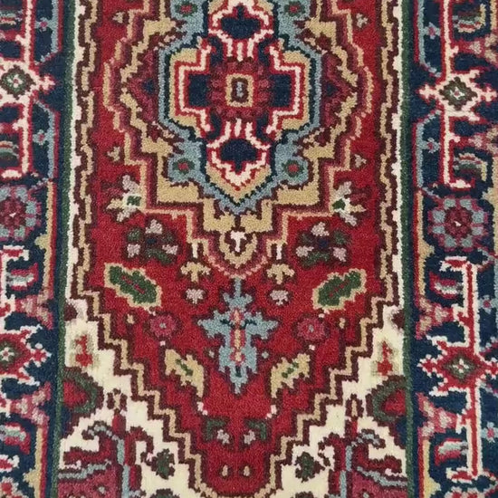 2x4 ft Hand-Knotted Wool Serapi Heriz Rug: Turkish Accent Carpet