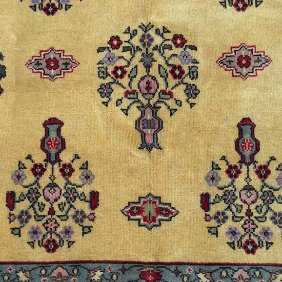 8x5 ft Vintage 1960s Pashmin Koum Rug: Hand-Knotted Oriental Wool Carpet