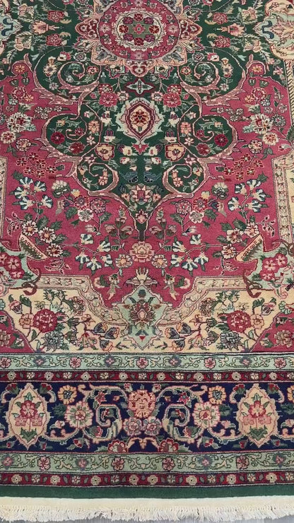 9x6 ft Vintage 1970s Tabriz Rug: Hand-Knotted Silk & Wool Oriental Carpet